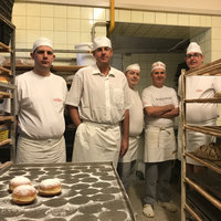 Team der Bäckerei Lukanz in der Backstube